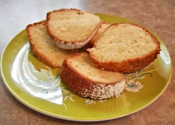 sponge cake 599745 1920 scaled scaled