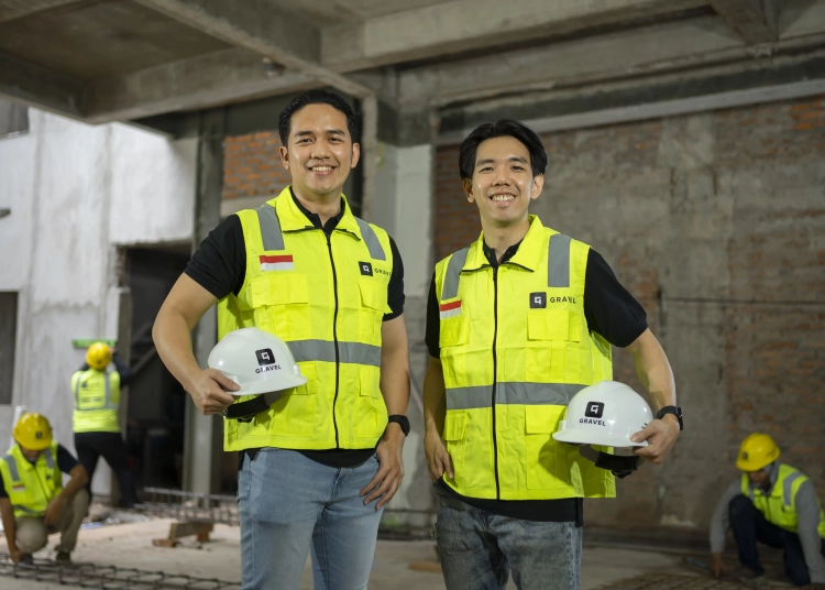 Kiri ke kanan: Georgi Ferdwindra Putra (Co-Founder dan Co-Chief Executive Officer), Fredy Yanto (Co-Founder dan Co-Chief Executive Officer Gravel)