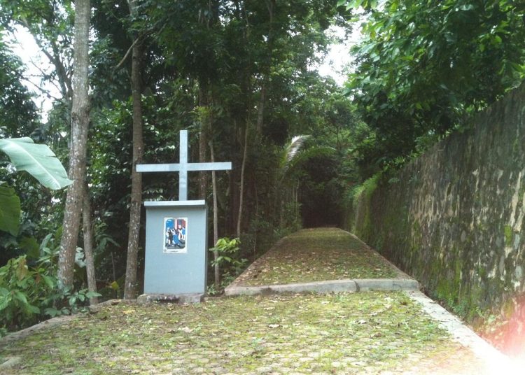 Goa Maria Padang