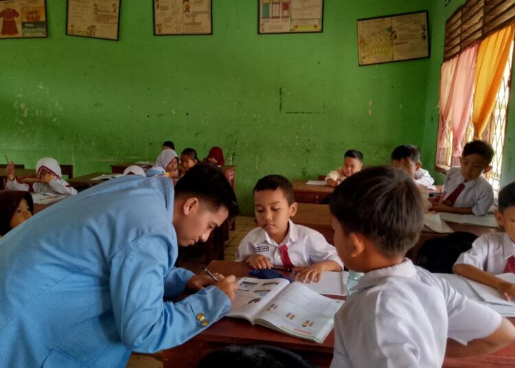 Bimbingan belajar