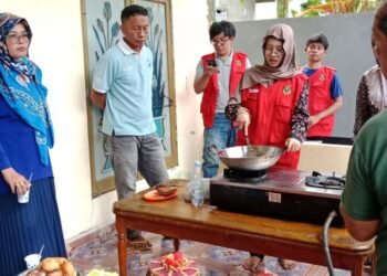 filter: 0; fileterIntensity: 0.0; filterMask: 0; captureOrientation: 0;
brp_mask:0;
brp_del_th:null;
brp_del_sen:null;
delta:null;
module: photo;hw-remosaic: false;touch: (-1.0, -1.0);sceneMode: 128;cct_value: 0;AI_Scene: (-1, -1);aec_lux: 0.0;aec_lux_index: 0;albedo:  ;confidence:  ;motionLevel: -1;weatherinfo: null;temperature: 43;