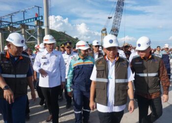 Kunjungan Mendagri di Pelabuhan WIKA Beton