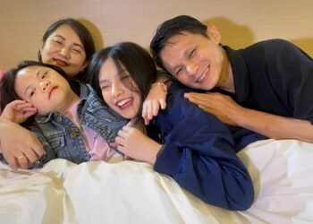 Senada Digital Records rilis lagu Janice Felicia yang berjudul Bahagia Itu Mama Papa, motivasi untuk orang tua anak down syndrome. (Dok. Istimewa)