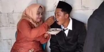 pernikahan sederhana tanpa perias dan dekorasi yang viral di media sosial 1746268036528 169