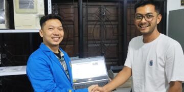 Mahasiswa Pamulang dan Direktur utama PT Gama Nusa Bersama meyetujui desain UI dan  ux untuk website PT Gama Nusa Bersama