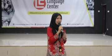 Siti Mahmudah, Sukses Menjadi Tutor Bahasa Inggris di Pare Kediri