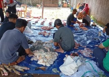 Mahasiswa KKN UNU Purwokerto Wujudkan Semangat Pengabdian di Momen Iduladha 59 WhatsApp Image 2025 06 09 at 14.49.20