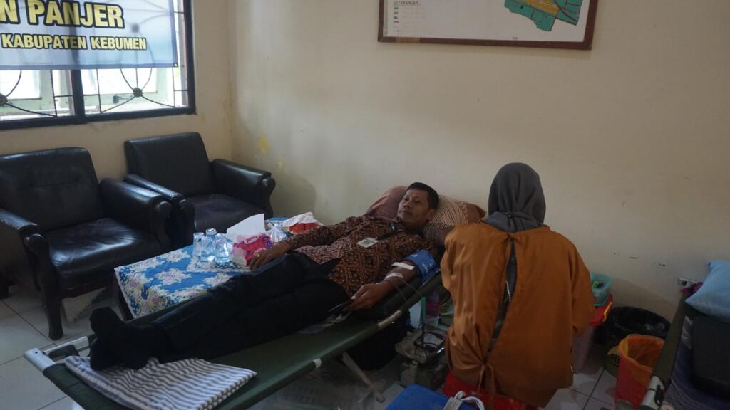 Mahasiswa KKN Untidar X BKMK Gelar Sosialisasi Pencegahan Stunting di Pendopo Kelurahan Panjer Kebumen 3 DSC07981