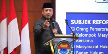 Menteri Nusron
