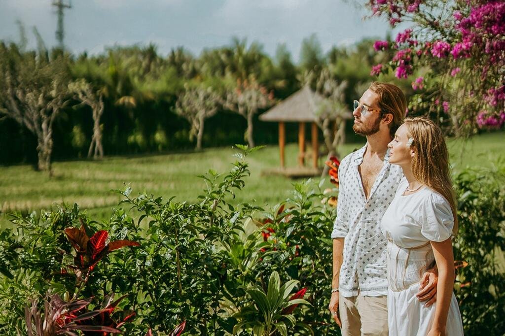 02 visesa ubud resort intimate honeymoon couple