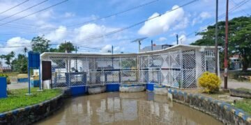 Sistem buka tutup pintu air otomatis untuk irigasi. Sumber: mertani.co.id