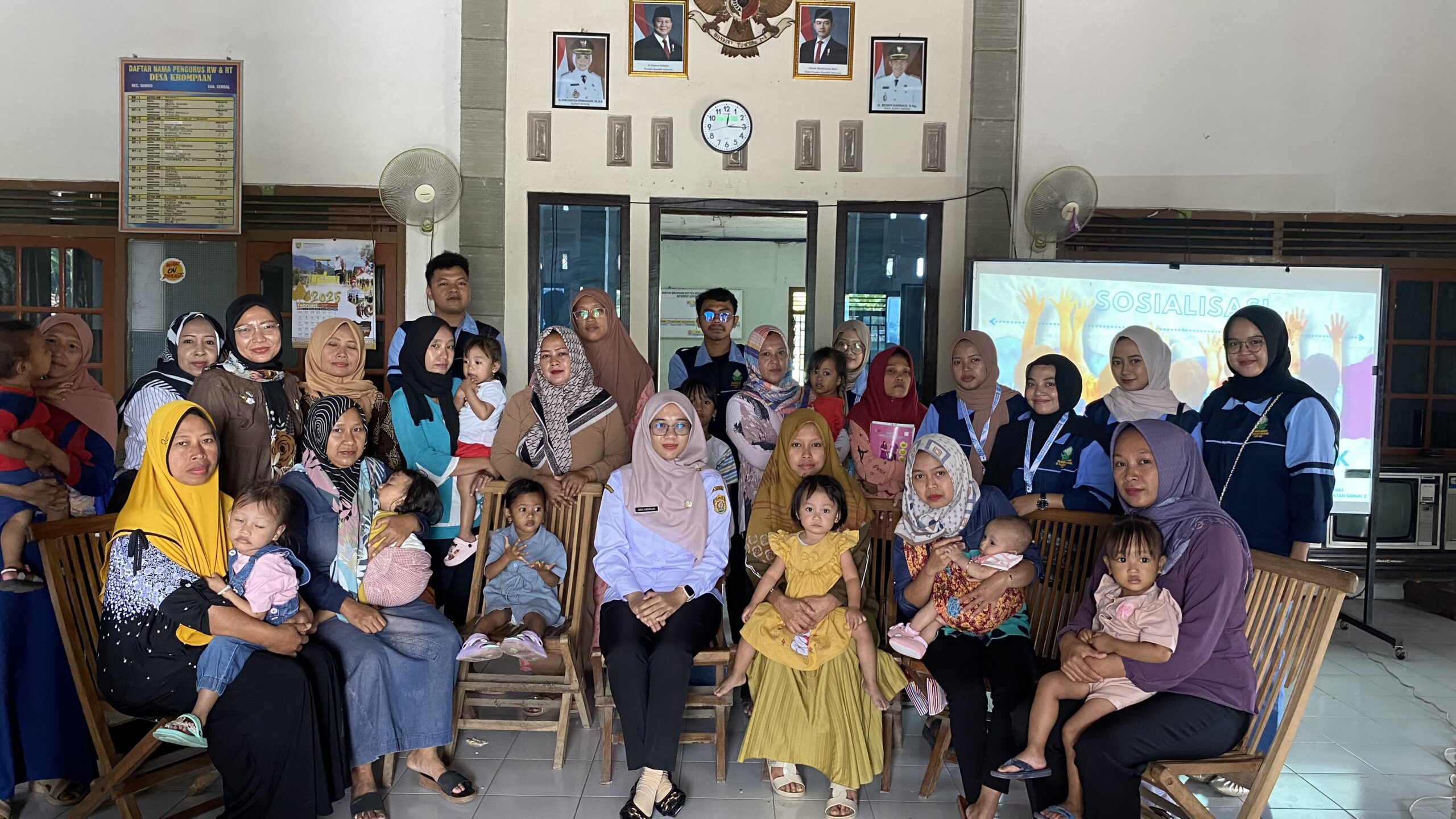 Mahasiswa KKN MB Posko 07 Dampingi Ibu Hamil dan Balita Lawan Stunting 3 FullSizeRender.heic scaled