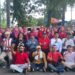 **HEADLINE:** Warga RT 007 Lendang Lekong Meriahkan HUT RI ke-80 dengan Jalan Sehat Penuh Semangat Kebersamaan **MATARAM, 10 Agustus 2025** – Menyambut Hari Ulang Tahun Republik Indonesia ke-80, warga RT 007 Lingkungan Lendang Lekong, Kelurahan Mandalika, Kecamatan Sandubaya, Kota Mataram, menggelar acara **“Jalan Sehat Bersama”** pada Minggu pagi (10/8). Kegiatan ini diikuti antusias oleh puluhan warga dari berbagai usia, mulai anak-anak hingga lansia, sebagai wujud kecintaan terhadap tanah air dan penguatan silaturahmi antar warga. Acara dimulai pukul 06.30 WITA dengan melakukan senam bersama dan dilanjutkan dengan jalan sehat start/finish RT 007 Lendang Lekong. Peserta berpakaian merah-putih menyusuri rute sepanjang 3 km melintasi jalan utama lingkungan. Suasana ceria dan semangat persatuan tampak jelas dari sorak-sorai dan yel-yel kemerdekaan yang terus diserukan sepanjang perjalanan. Ketua panitia HUT RI 80 Angga Radita , dalam sambutannya menyatakan: *“Ini adalah bukti kecintaan kita pada Indonesia. Selain menyehatkan badan, jalan sehat ini juga memupuk semangat gotong royong dan silaturahmi antarwarga serta mempererat rasa kekeluargaan waraga. Semoga di usia ke-80 RI, kita semakin kompak membangun lingkungan yang harmonis.”* Usai jalan sehat, warga menikmati sarapan bersama dan lomba-lomba kebersamaan antara bapak dan ibu serta remaja Acara ditutup dengan Foto bersama. Kegiatan ini mendapat apresiasi dari Lurah Mandalika, Bapak Lalu Heru Nuryadin SH., yang turut hadir: *“Inisiatif warga RT 007 patut dicontoh. Mereka tak hanya memperingati kemerdekaan dengan sukacita, tapi juga mengaktualisasikan nilai-nilai Pancasila melalui kebersamaan.”* Rangkaian peringatan HUT RI ke-80 di RT 007 akan dilanjutkan dengan lomba tradisional dan bakti lingkungan pada 15-17 Agustus mendatang.