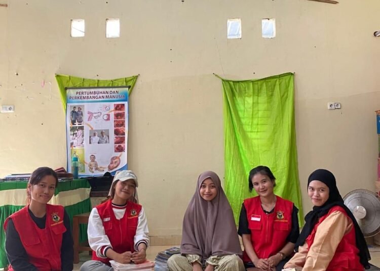 Mahasiswa KKN-T Literasi Unhas Lakukan Pendataan Perpustakaan YPWI Ulul Al-baab Jeneponto 46 IMG 20250814 WA0014