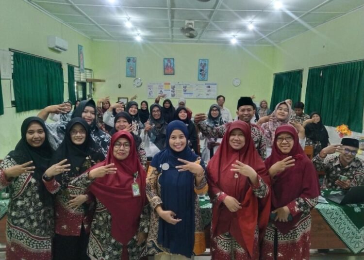 Tiga Guru MTsN 6 Bantul Ikuti Pertemuan MGMP Bahasa Inggris MTs se-Kabupaten Bantul 46 MTsN 6 Bantul