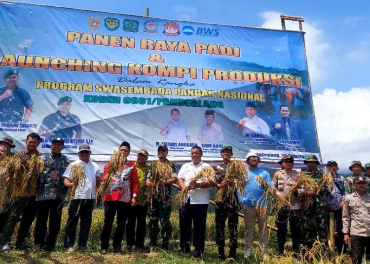 Panen Raya Padi dan Launching Kompi Produksi Kodim 0601/Pandeglang Dukung Swasembada Pangan Nasional