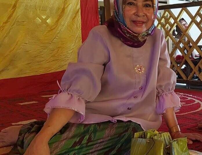 (  Makole Baebunta  ) YM.Hj. Andi Masita Kampasu, S.Sos Opu Daeng Tawelong.