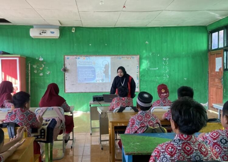 Pelatihan Kerajinan Gelang Tanamkan Jiwa Wirausaha Sejak Dini 46 IMG 3567