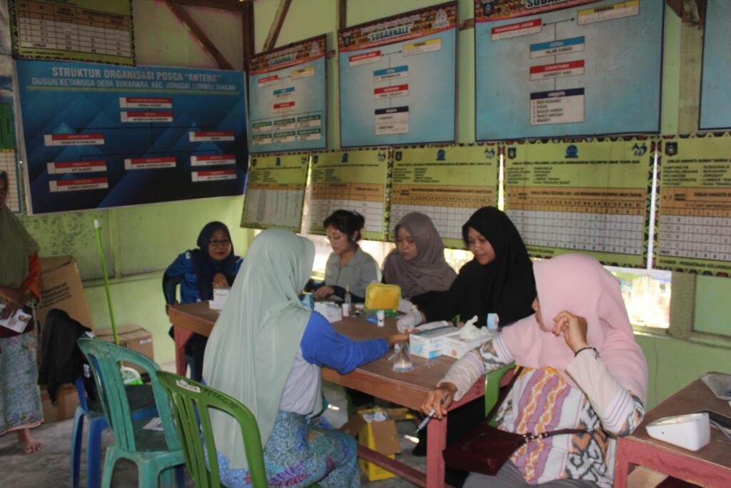 Pemeriksaan Kesehatan Gratis Dorong Gaya Hidup Sehat di Desa Sukarara 3 IMG 5212 min