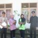 Pemberian Bibit Kepada Warga di Desa Sukarara