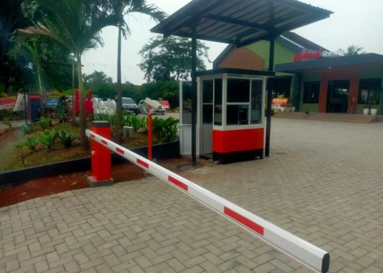 Dari Palang Manual ke Sistem Digital: Mengapa Palang Parkir MSM Makin Banyak Dibicarakan 46 Palang parkir seietm semi manles dan cashless 1 768x576 2