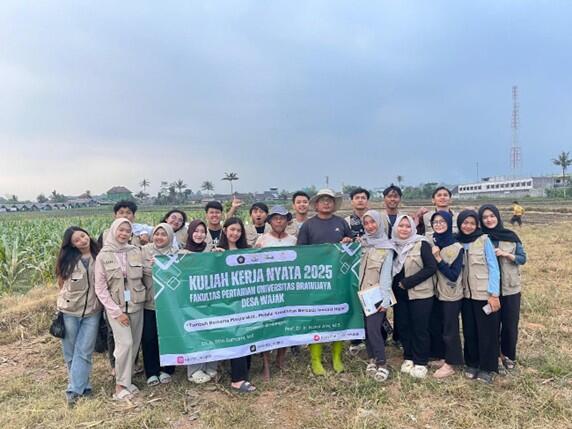 Kegiatan Mahasiswa KKN FP UB Desa Wajak 2025 (Sumber: Dokumentasi Penulis)