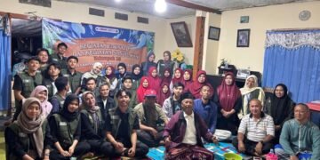 Foto bersama setelah pamitan bersama warga Rekesan