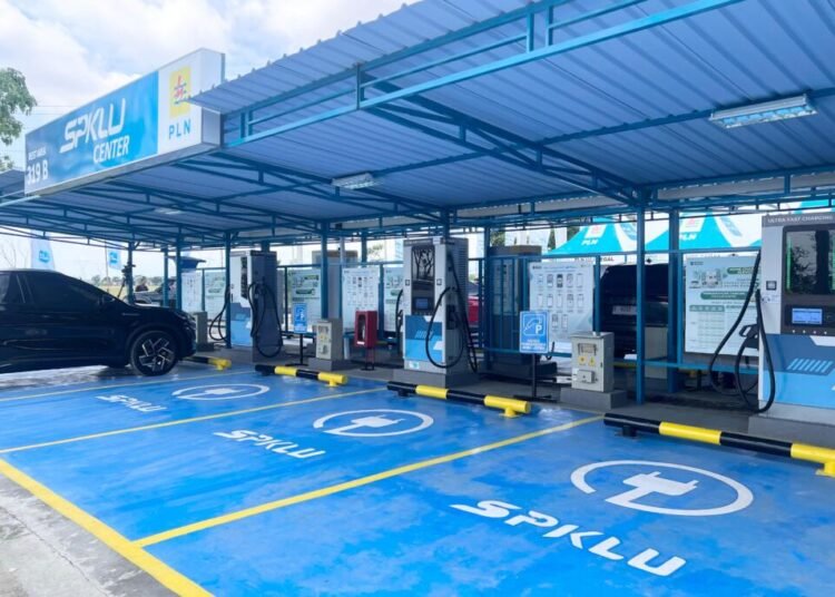 PLN Operasikan Lagi 4 Lokasi SPKLU Center Pada Momen HUT RI ke-80 untuk Mudahkan Pengguna EV 46 SPKLU Center
