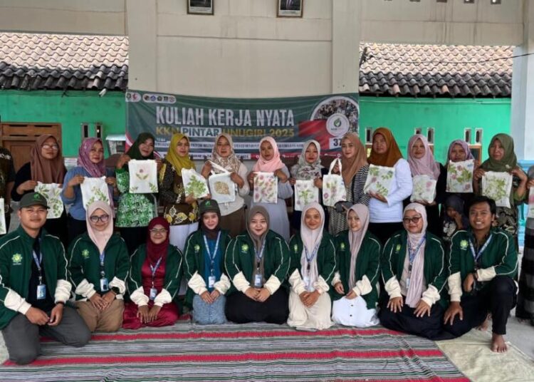 fhoto bersama pelatihan eco print