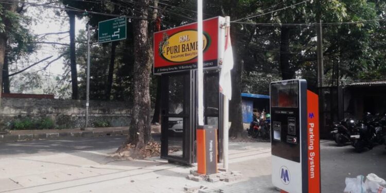 palang parkir emoney