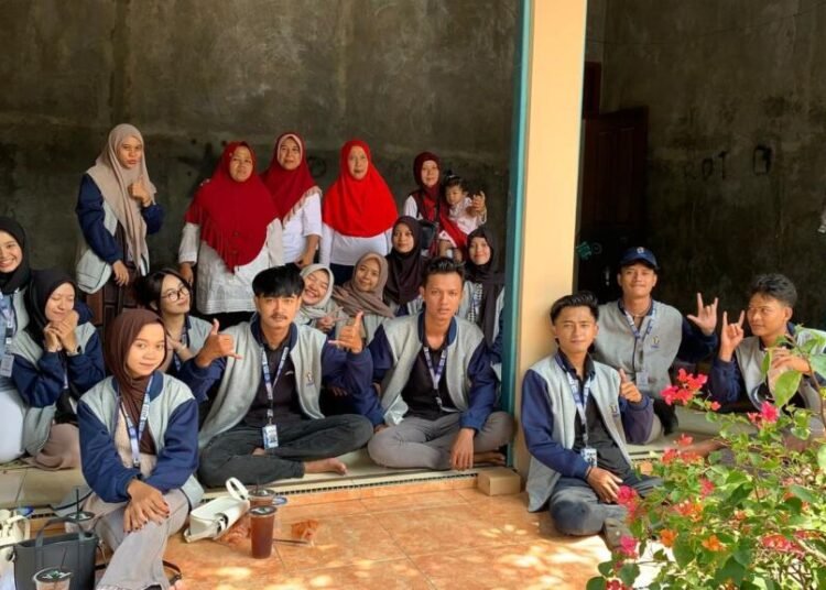 Sosialisasi Pencegahan Stunting dan PMT di Desa Hadipolo oleh Tim KKN UMK 46 pic news 1