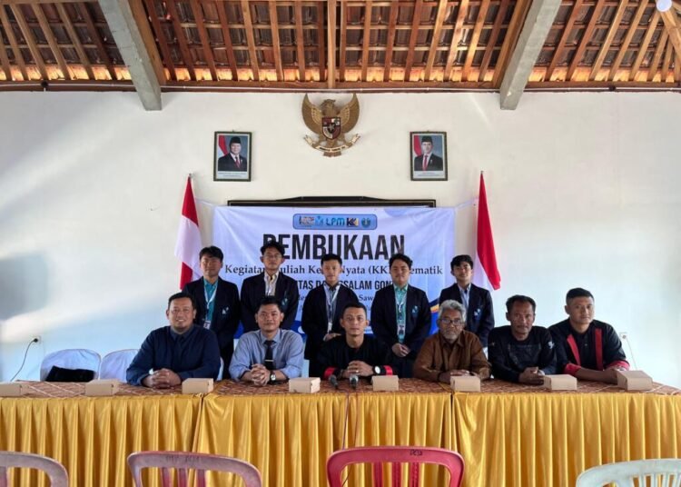 Resmi Dilepas, Mahasiswa KKN Tematik UNIDA Gontor Siap Berkontribusi di Desa Ngindeng, Ponorogo 46 2 IMG 7