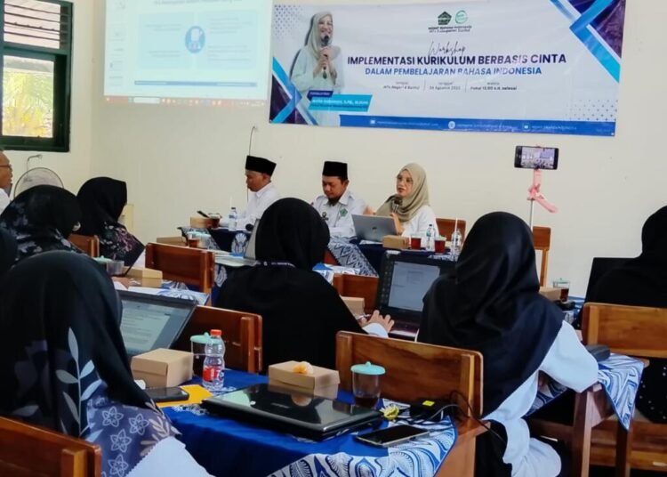 MGMP Bahasa Indonesia Gelar Wokshop Implementasi KBC dalam Pembelajaran, 5 Guru MTsN 6 Bantul Hadir 46 MTsN 6 Bantul