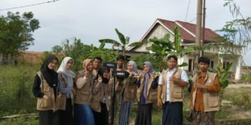 Dokumentasi pemasangan plang petunjuk arah dusun