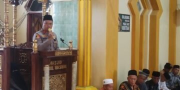 Kapolsek Tanete Riaja Ajak Masyarakat Teladani Akhlak Nabi Muhammad SAW di Peringatan Maulid 2025