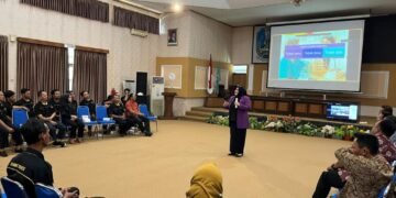 Workshop Service Excellent oleh oleh Ledy Martha Aridiana, S.Kep., Ners., M.Kes.
