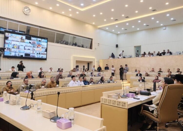 RDP dengan Komisi II DPR RI, Menteri Nusron Paparkan Progres Pendaftaran Tanah Capai 98% 46 RDP dengan Komisi II DPR RI, Menteri Nusron Paparkan Progres Pendaftaran Tanah Capai 98%