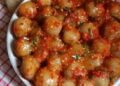 Sumber: https://food.detik.com/foto-kuliner/d-7046294/mantul-20-cilok-goang-berkuah-gurih-pedas-ada-di-sini