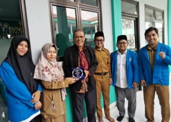 siaran berita.com Kelompok PPL Hadi Winarno