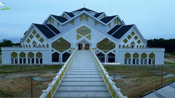 Megah di Atas Kertas, Hampa dalam Fungsi: Kritik Atas Islamic Center Jambi 46 Islamic Center Jambi