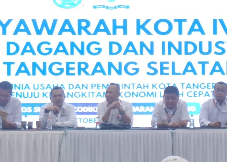 Mukota Resmi Pertama Kadin Tangsel Berantakan, Panitia Disemprot Calon Ketua 46 1000322409