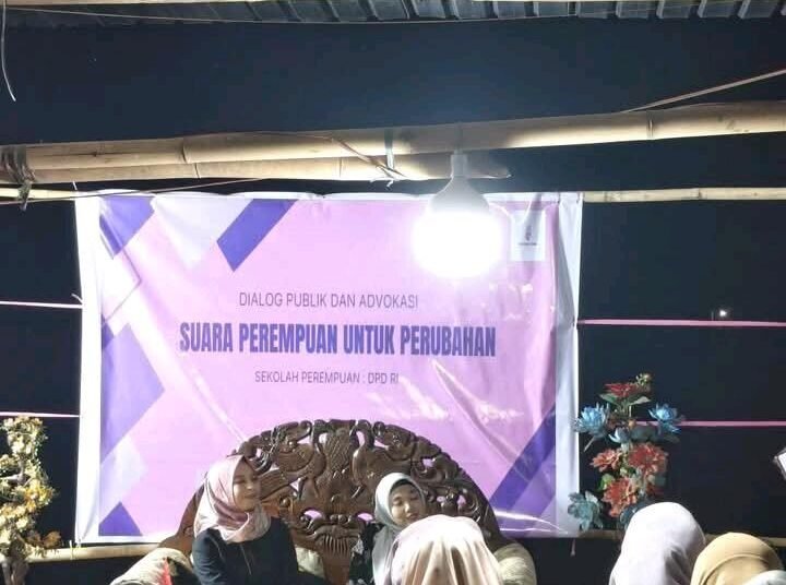 Suara Perempuan Untuk Perubahan Bersama Sekolah Perempuan dan DPD RI Ibu Mirah Midadan Fahmic 46 1761756675226 1
