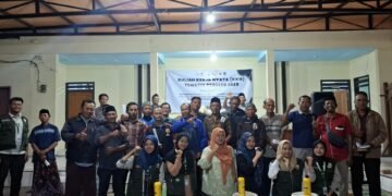 Sosialisasi dan Praktik Pembuatan Pupuk Organik dari Sampah Dapur dan Daun Sirsak