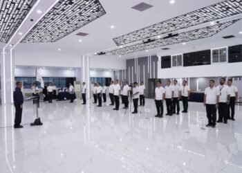 64d05e98 f315 4b50 89ec 56aaec2fb6de