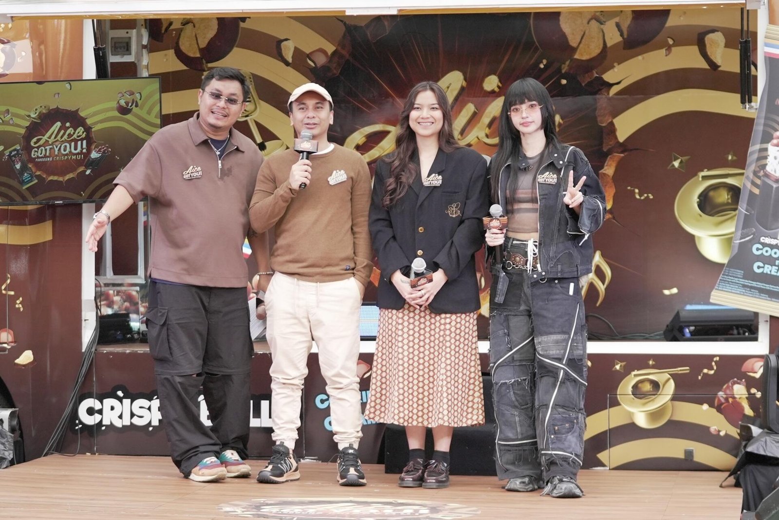 Bandung Pecah! Ribuan Warga Padati Aice Got You! Panggung Crispymu! Bareng Raditya Dika, Danilla & Indahkus 47 aice got you bandung