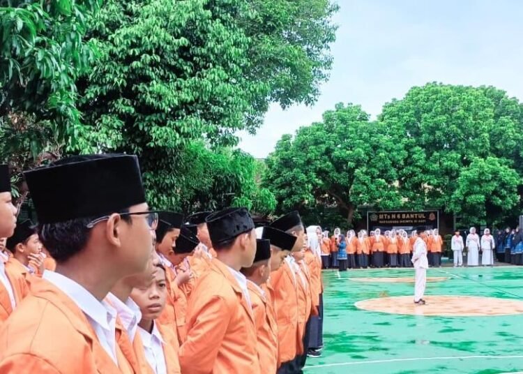 MTsN 6 Bantul Gelar Apel Dalam Rangka Memperingati Hari Sumpah Pemuda 46 MTsN 6 Bantul