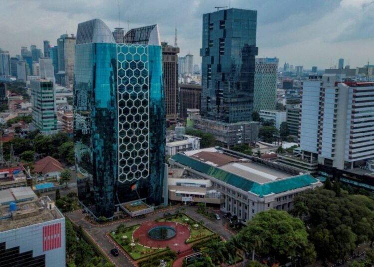 Tampak udara Gedung Kementerian BUMN di Jakarta sebagai simbol reformasi perusahaan negara Indonesia.