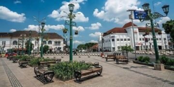 Ribuan warga akan menikmati suasana Malioboro yang ditutup total untuk kendaraan bermotor pada peringatan HUT ke-269 Kota Yogyakarta, Selasa (7/10/2025). (Foto Yusuf)