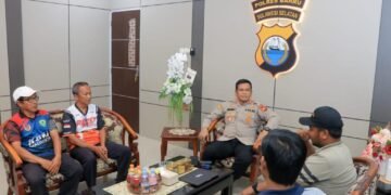 “Kami mendukung penuh kegiatan ini sepanjang semua aspek keselamatan dan keamanan terpenuhi. Panitia perlu menata lokasi penonton dengan baik serta memastikan kesiapan tim SAR di lapangan,” ujar Kapolres Barru.
