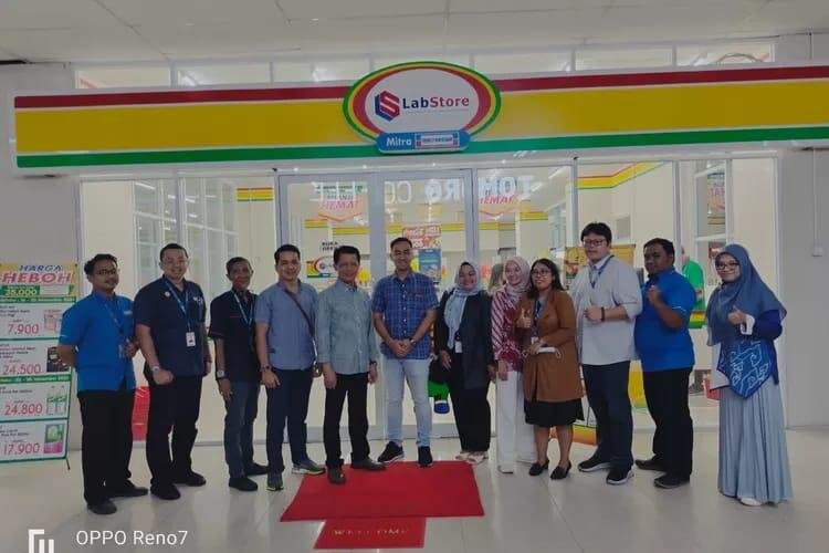 Membangun Ekosistem Kewirausahaan Digital di Kampus 46 Mahasiswa Wirausaha Universitas Pamulang Membuat Labstore (foto istimewa)